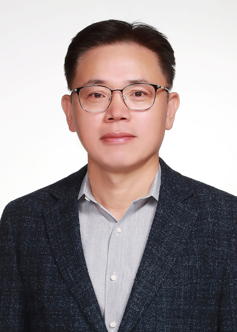 LG화학 CEO 김동춘 사장.jpg