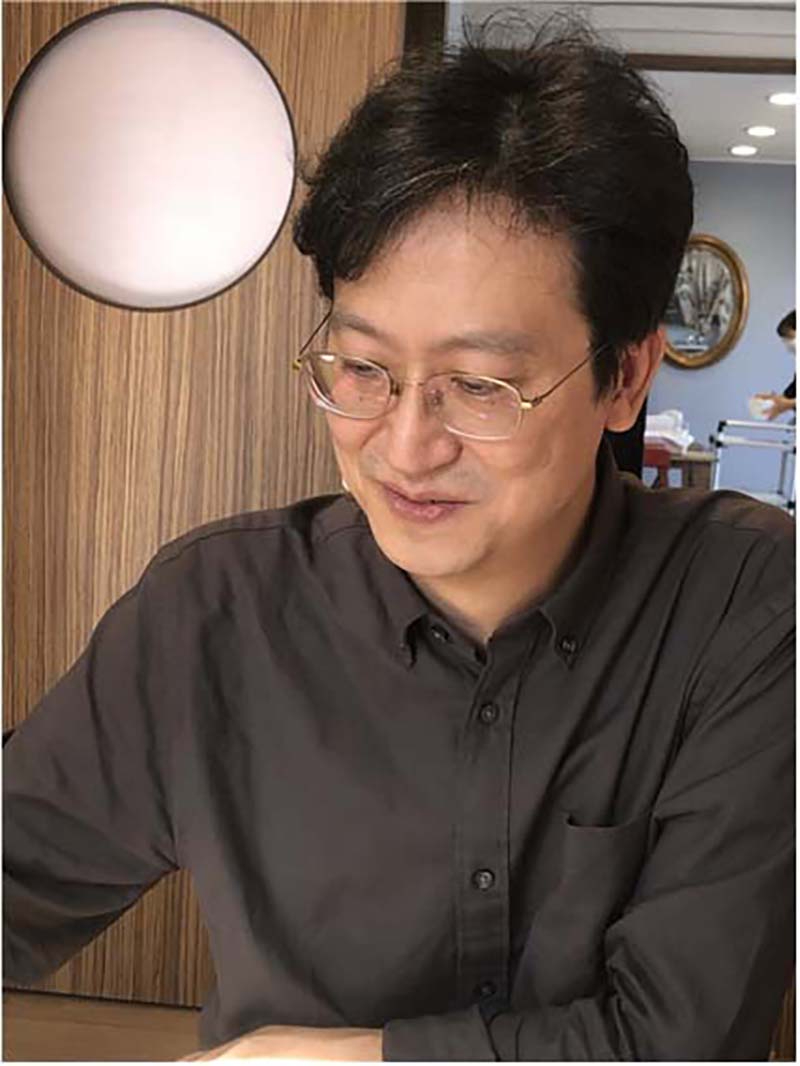 김지호 저자 사진.jpg