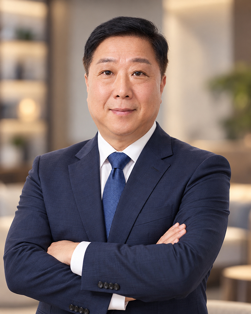 리더스포럼_프로필_팔짱_4800x6000_RGB_미리보기.jpg