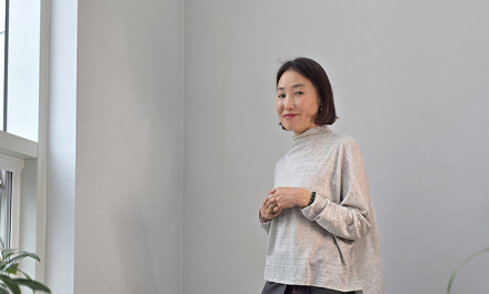 “한복의 절제된 미니멀리즘, 일상에 스며드는 K-클래식을 디자인하다”