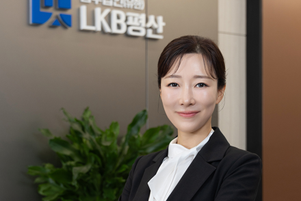 법무법인 LKB평산 최신영 파트너 변호사 “맡기면 이기는 변호사”… 국경을 넘는 사건을 끝까지 책임지다